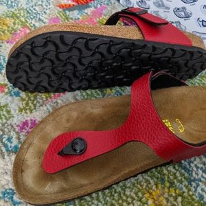 Birkenstock Gizeh size 39 red